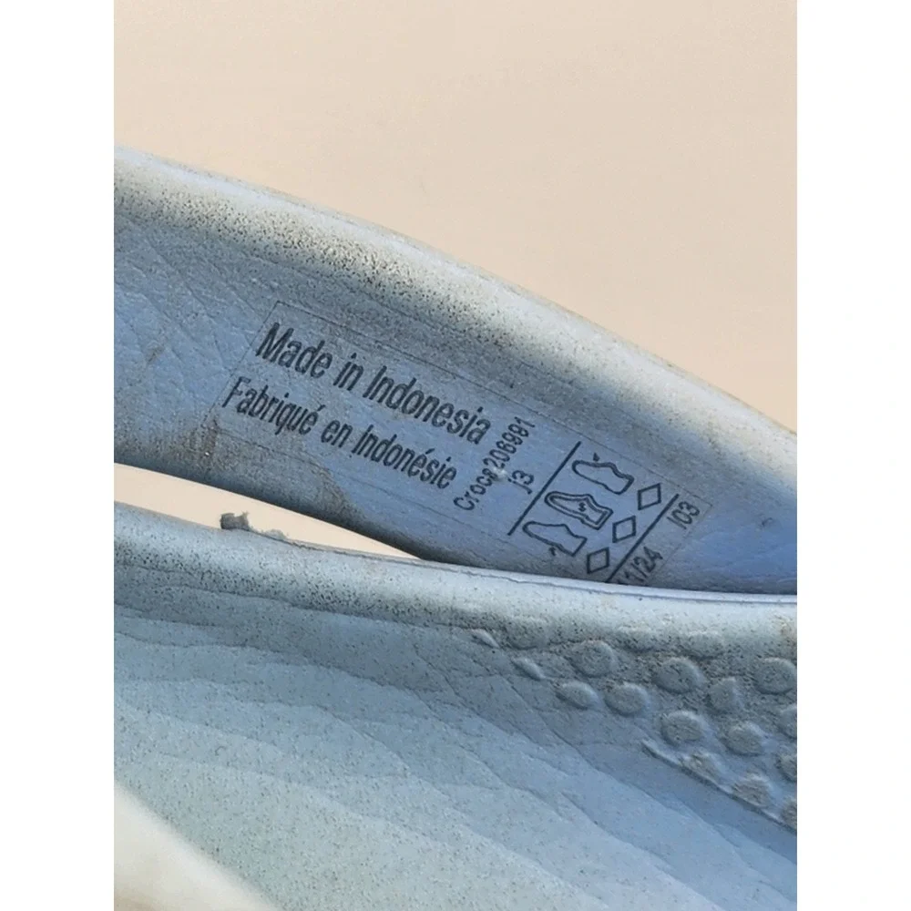 Crocs Classic Clog Kids Size J3 Light Blue Lilo & Stitch Jibbitz 206991‎